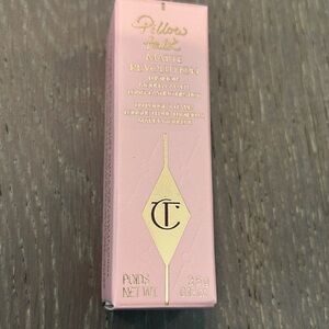 Charlotte Tilbury Pillow Talk Matte Revolution Lipstick - Soft Pink